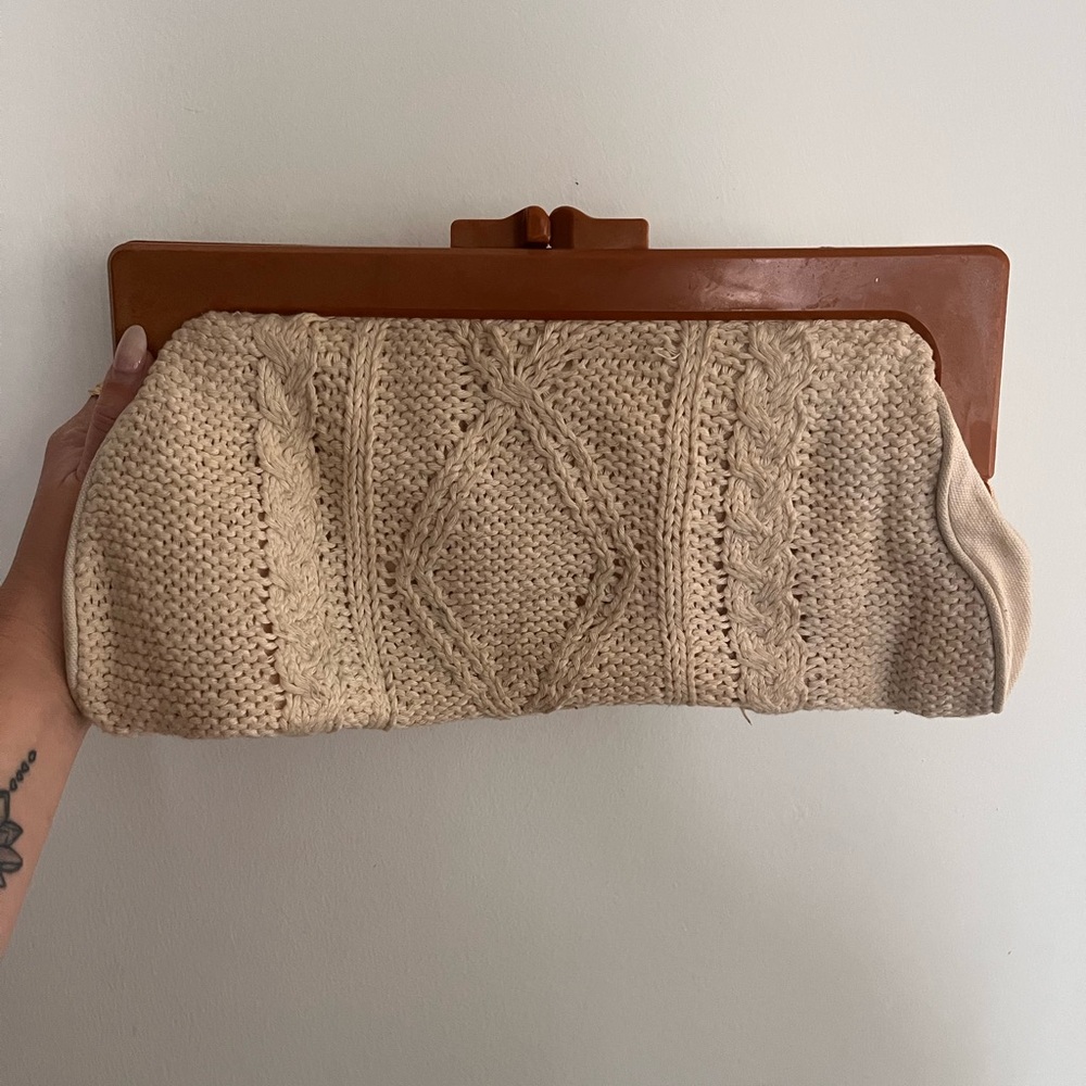 Vintage macrame lined kiss-lock clutch